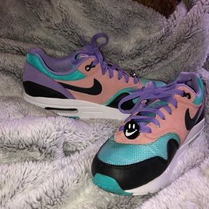 Nike Air Max 1 NK Day ‘Have a Nike Day’ size: 5.5Y